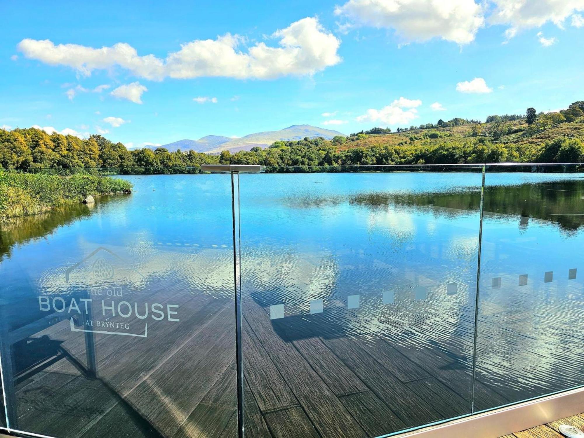 Вилла No 61 Brynteg Country & Leisure Retreat Cwm-y-glo Экстерьер фото