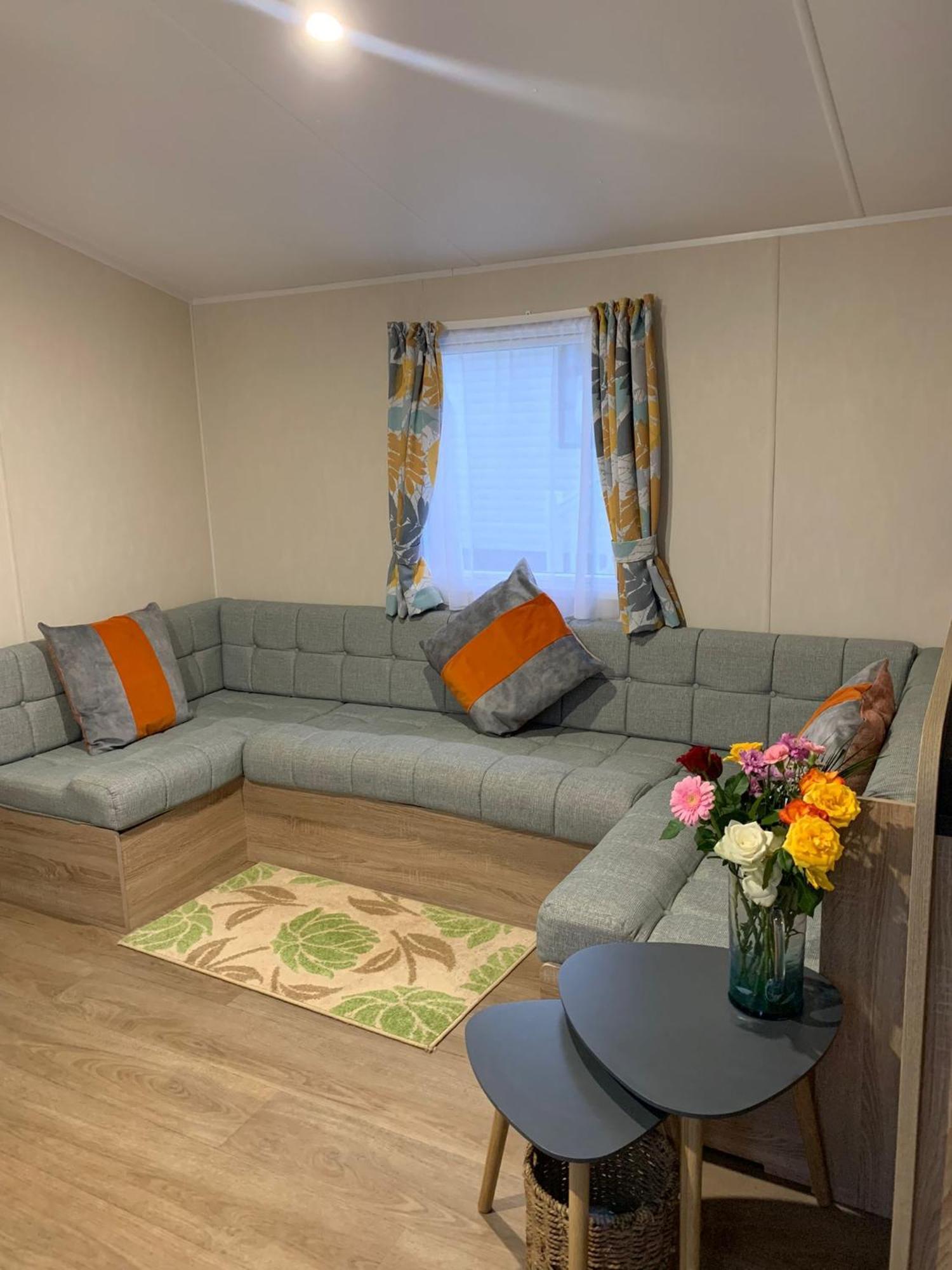 Вилла No 61 Brynteg Country & Leisure Retreat Cwm-y-glo Экстерьер фото